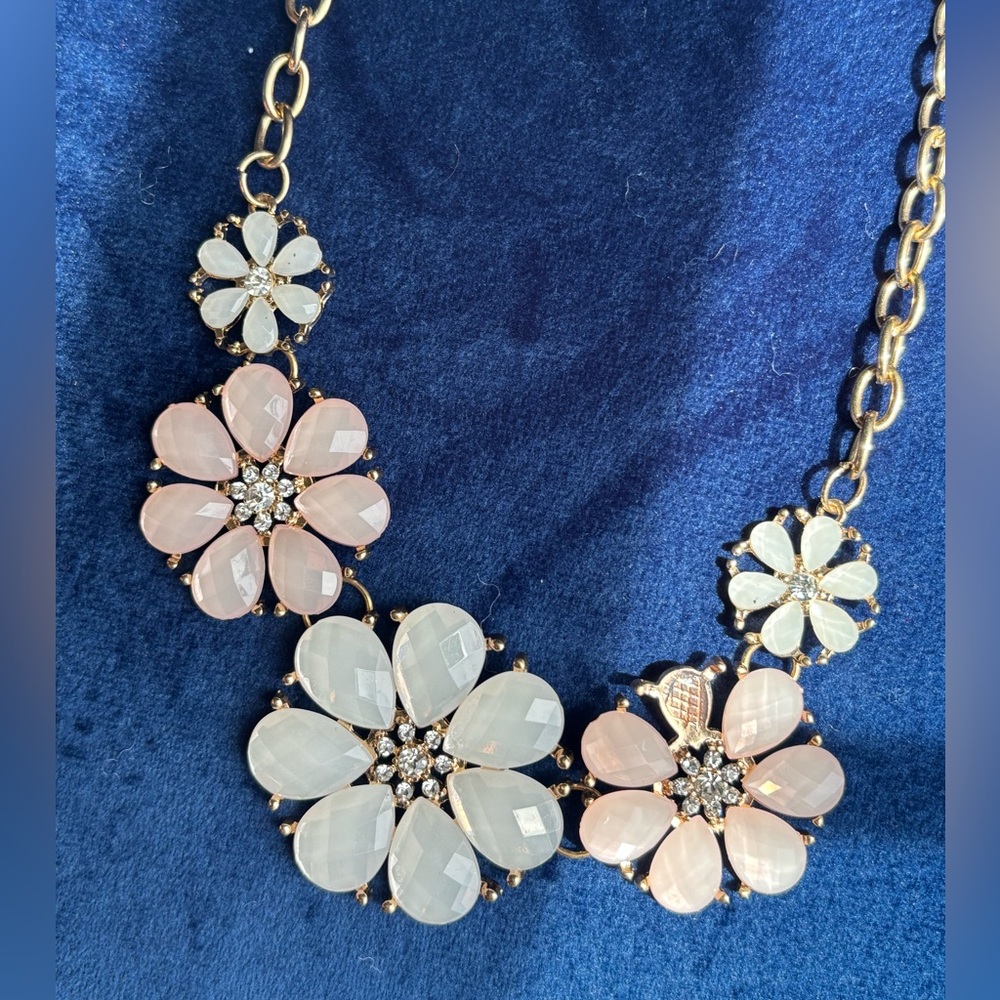 Jewelry bundle - Picture 4 of 4